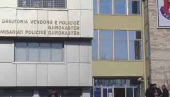 E rëndë në Këlcyrë/ Vëllai me ndihmën e xhaxhait dhunon motrën se donte të divorcohej