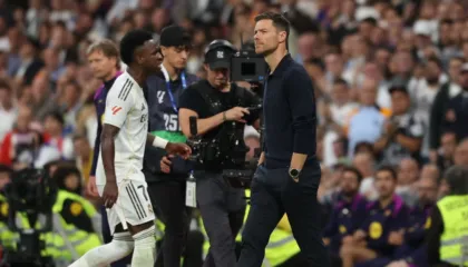 “E shkarkuan për disa fëmijë të llastuar”, Habib Nurmagomedovi thumbon yjet e Realit: Një vit më parë i luteshin Çabit