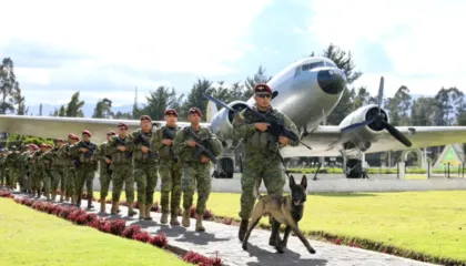 Ekuadori vendos 10,000 trupa ushtarake kundër karteleve të drogës