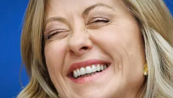 Emigrantët në Shqipëri, Meloni rinovon kostot: marrëveshje e re me një resort me 5 yje (Mediat italiane nxjerrin detajet)