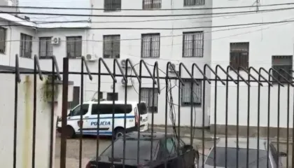 EMRI/ Dyshohet se abuzoi me të miturën, Gjykata lë në burg njerkun e 12-vjeçares