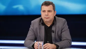 Enton Abilekaj kundër “shëtitjeve” të opozitës ndaj Ramës