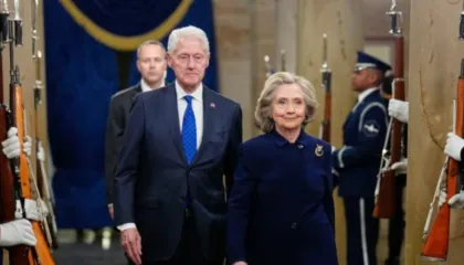 “Epstein”/ Republikanët paralajmërojnë masa ndëshkuese për Bill dhe Hillary Clinton