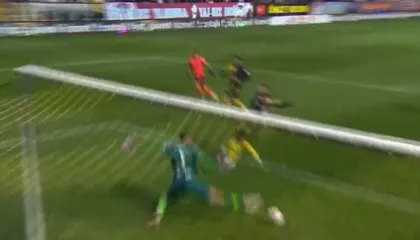 Ernest Muçi dopietë dhe asist në Kupën e Turqisë, “çmenden” tifozët e Trabzonspor