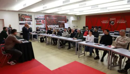 Ervin Bulku zhvillon trajnim për organizimin e ekipeve kombëtare të moshave