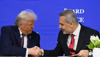 Euractiv: Athina e shqetësuar nga Bordi i Paqes i Trumpit