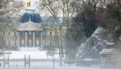 Europa përfshihet nga moti i ftohtë, anulohen 800 fluturime