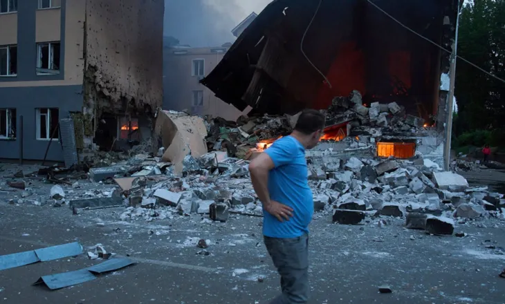 Evropa dhe SHBA një plan prej 800 miliardë dollarësh për rindertimin e Ukrainës, strategjia e financimit deri në vitin 2040