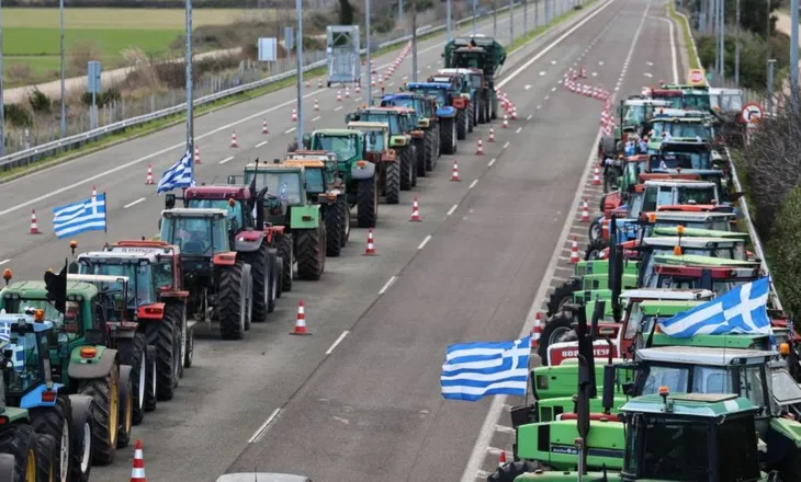 Fermerët grekë s’tërhiqen, “bllokojnë” Greqinë dhe “braktisin” takimin me kryeministrin Mitsotakis