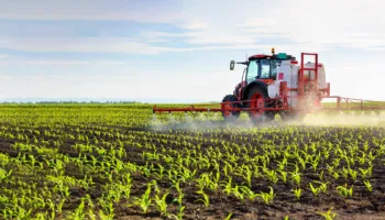 Fermerët kërkojnë më shumë para, zv.ministri: Fshati duhet të kthehet në një mundësi atraktive për të rinjtë