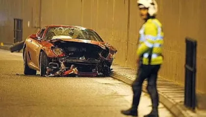 “Ferrari” shkatërrohet, Ronaldo jo. Kur profesionalizmi vlen më shumë se frika