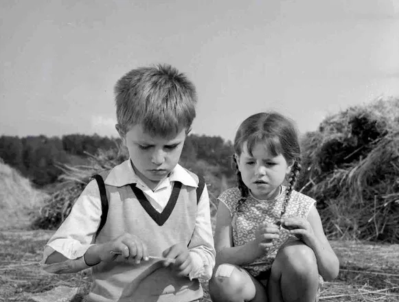 FILMI “BENI ECEN VETE” MBUSH 50 VJEÇ