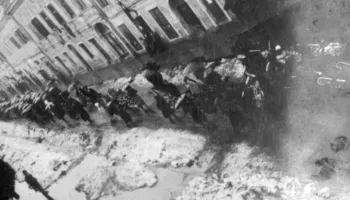 Fjala e Hafiz Ali Krajës në varrimin e At Gjergj Fishtës: Nji ndër bijt ma në za të Shqipnisë mbulohet në dhe të zi