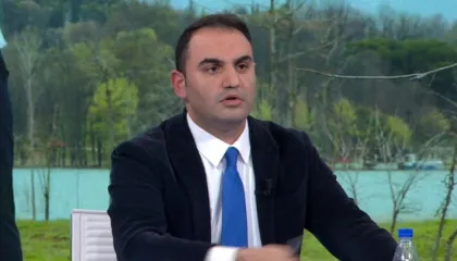 Flet për lëvizjen Salianji, Belind Këlliçi: Unë e mbështes mendimin ndryshe, por ka ca rregulla…