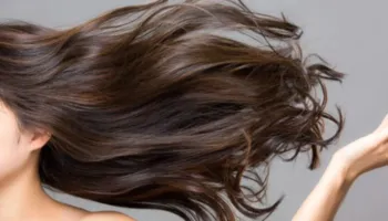 Flokë të fortë dhe të shëndetshëm?/ 9 ushqime që mund t’ju ndihmojnë