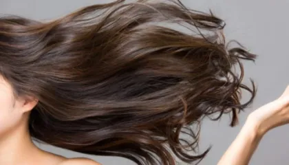 Flokë të fortë dhe të shëndetshëm?/ 9 ushqime që mund t’ju ndihmojnë