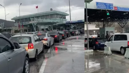 Fluks në Kakavijë dhe Tre Urat, mbi 11 mijë qytetarë dhe 3 mijë mjete gjatë 24 orëve të fundit në kufi