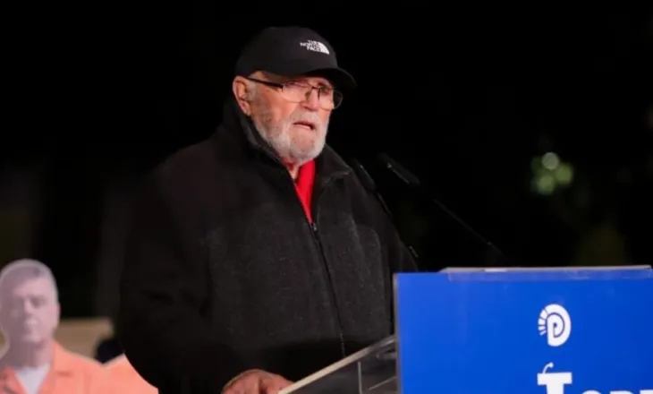 Foltorja”/ Qytetari: Këtu mbrapa meje është kështjella e hajnisë, kështjella e turpit!