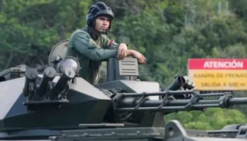 Forca të shumta të sigurisë patrullojnë rrugët e kryeqytetit të Venezuelës