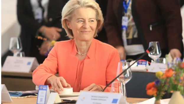 Forumi i Davosit, Von der Leyen: Duam të punojmë me SHBA