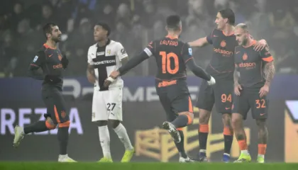 FOTO/ “Arratiset” Inter, Chivu bën prova për titull, +4 nga Napoli (VIDEO)