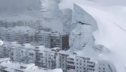 FOTOT nga dimri ”Apokalips” dhe lartësitë ekstreme të borës