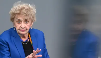 Friedman: ‘Unë jam vajza që Hitleri e kishte frikë’