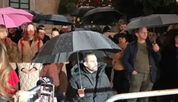 Ftesë zyrtare nga Berisha për t’u ulur tryezë? Lapaj i bindur: Ne na duhen qytetarët në shesh