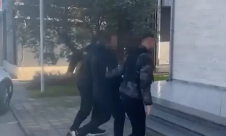 Furnizonte farmacitë me ilaçe të skaduara, arrestohet 42-vjeçari (Emri)