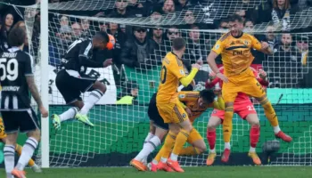 Gabimi i Vojvodës kushton shumë, Como shpëton në frymën e fundit ndaj Bologna. Hap fals i Udinese në shtëpi ndaj Pisa (video)