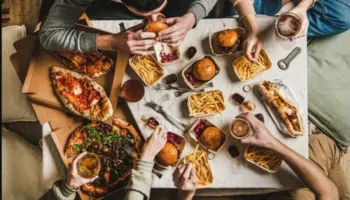 Gati gjysma e ushqimeve ‘takeaway’ përmbajnë më shumë kripë sesa deklarohet