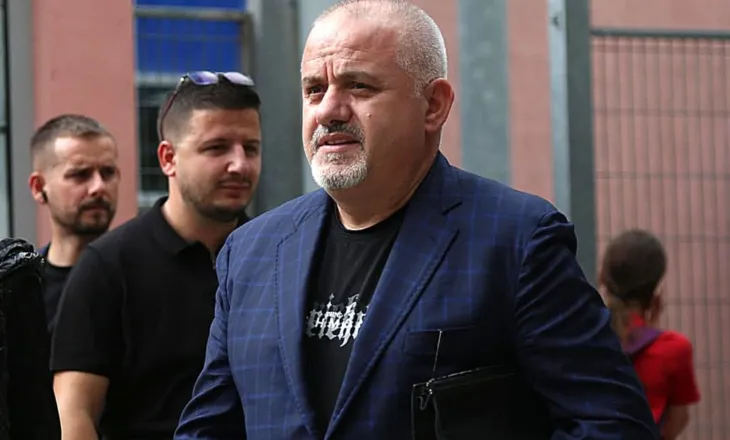 Gazetari Artan Hoxha dorëzon në SPAK audiopërgjimin origjinal të 21 janarit