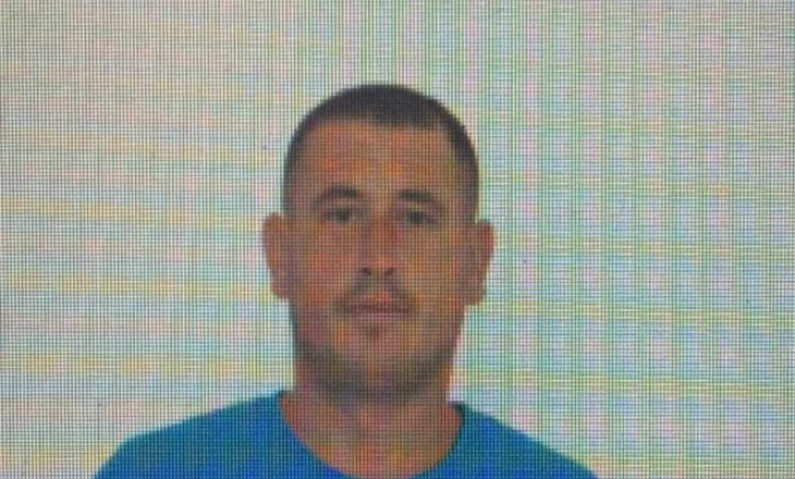 “Gënjeu policin dhe u zhduk drejt varrezave” – detaje nga arratisja në Durrës