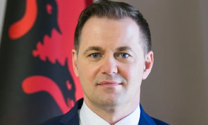 Gent Gazheli jep dorëheqjen nga Drejtoria e Përgjithshme e Doganave, ja kush e zëvëndëson