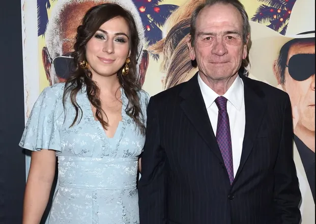 Gjendet e pajetë natën e ndërrimit të viteve vajza e aktorit Tommy Lee Jones