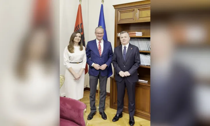 “Gjermania mbështet fuqimisht integrimin e Shqipërisë në BE”/ Balla takon ministrin gjerman për Europën, Gunther Krichbaum