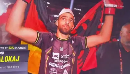 Gjoni Palokaj triumfon në Düsseldorf, hap i madh drejt majës!