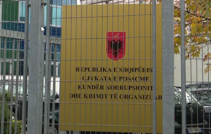 Gjykata e Posaçme njofton se nuk merr pjesë në seancën e Gjykatës Kushtetuese për dosjen “Balluku”