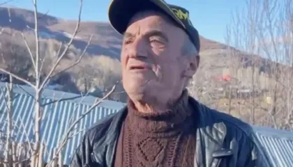 Gjykata i la në arrest shtëpie tre autorët e dyshuar të vrasjes së të riut/ Babai i viktimes: Do i djeg me benzinë