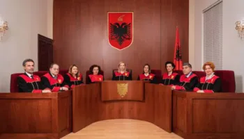Gjykata Kushtetuese po ben grusht te bute shteti