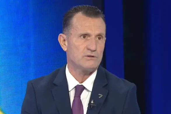 “Gjyqtarët në GJKKO janë kamikazë”- Avokati i Ilir Metës: Presidentin po e mbajnë kot 16 muaj në qeli