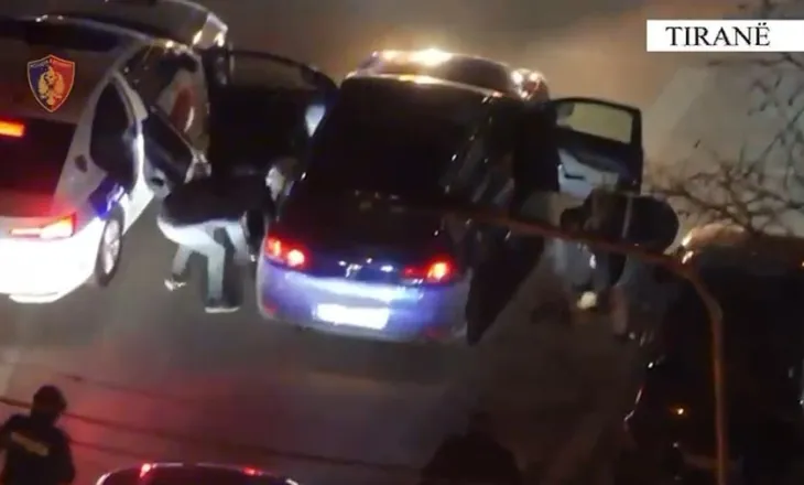 Goditet grupi kriminal që shiste armë zjarri te Fresku dhe në Tufinë, 3 të arrestuar