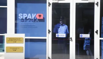 Goditje ndaj SPAK: Kodi i ri Penal u heq statusin e të penduarit atyre që duan të rrëfejnë korrupsionin në tendera