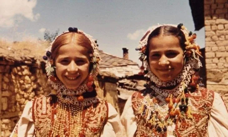 Goranët dhe torbeshët në optikën boshnjake: Një analizë kritike e tekstit të Esad Rahiqit