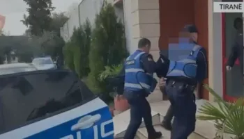 Grabisnin banesa e dyqane, arrestohen dy hajdutët në Tiranë dhe Krujë