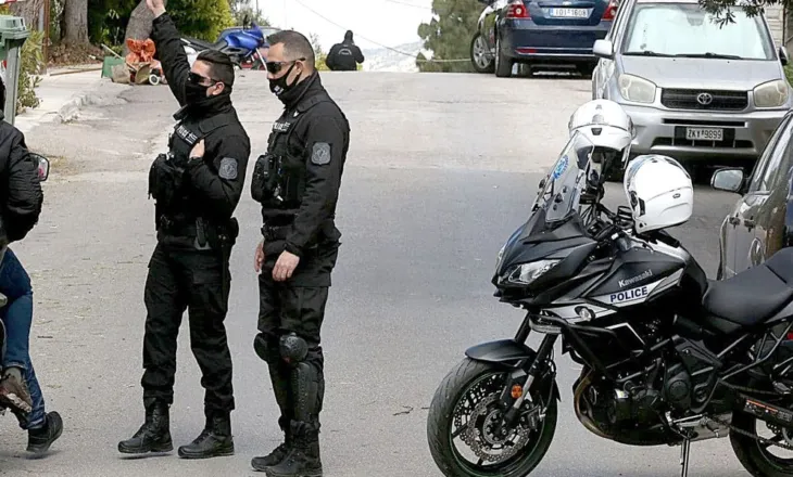 Greqi/ Sulm me armë në Athinë, plagosen pronari shqiptar i një restoranti dhe djali i tij