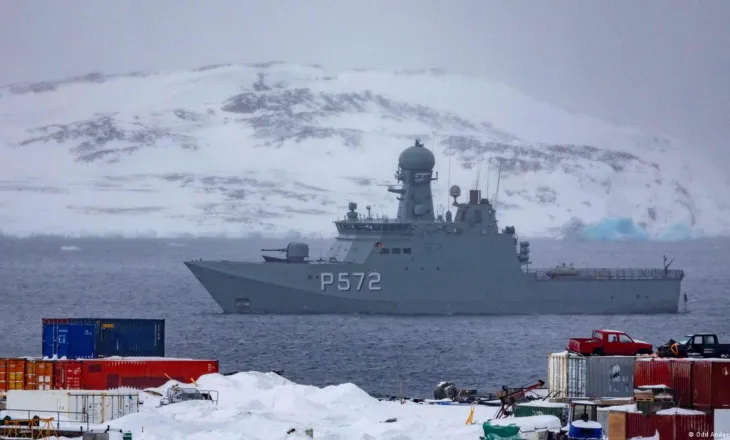 Groenlanda në qendër të debatit të NATO-s për sigurinë e Arktikut, pas kërkesave të Trump