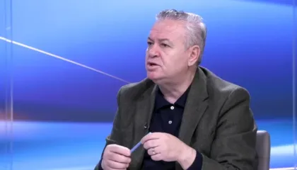 “Grupi i fundit bel-përdredhës”/ Takimet e Salianjit, Murrizi: Kur mbledh rob të kap ‘neni i Mulit’, statusi nuk…