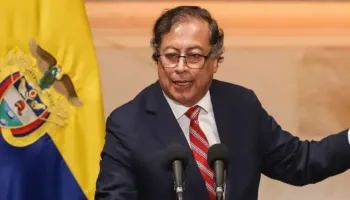 Gustavo Petro i druhet një sulmi ushtarak amerikan