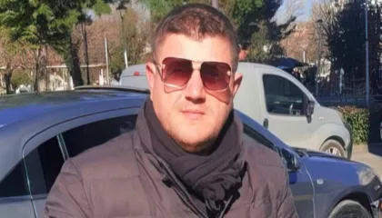 “He mo Çim a do vish te burgu?”, zbardhen bisedat mes policit të paraburgimit në Elbasan dhe shpërndarëses së drogës